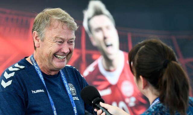 Hareide ler av kritikken: - Skaff dere en ny ekspert